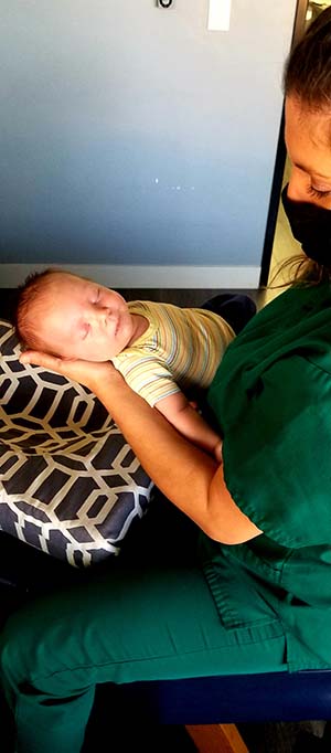 Chiropractic Simi Valley CA Adjustments On Baby